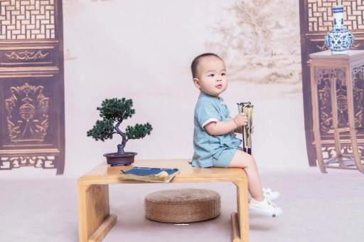 洛阳宝宝几个月会认人